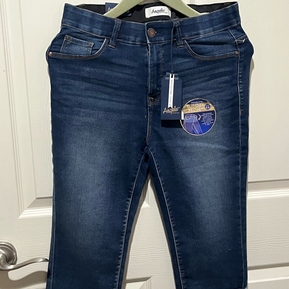 Angel Blue Women’s Crop Jeans